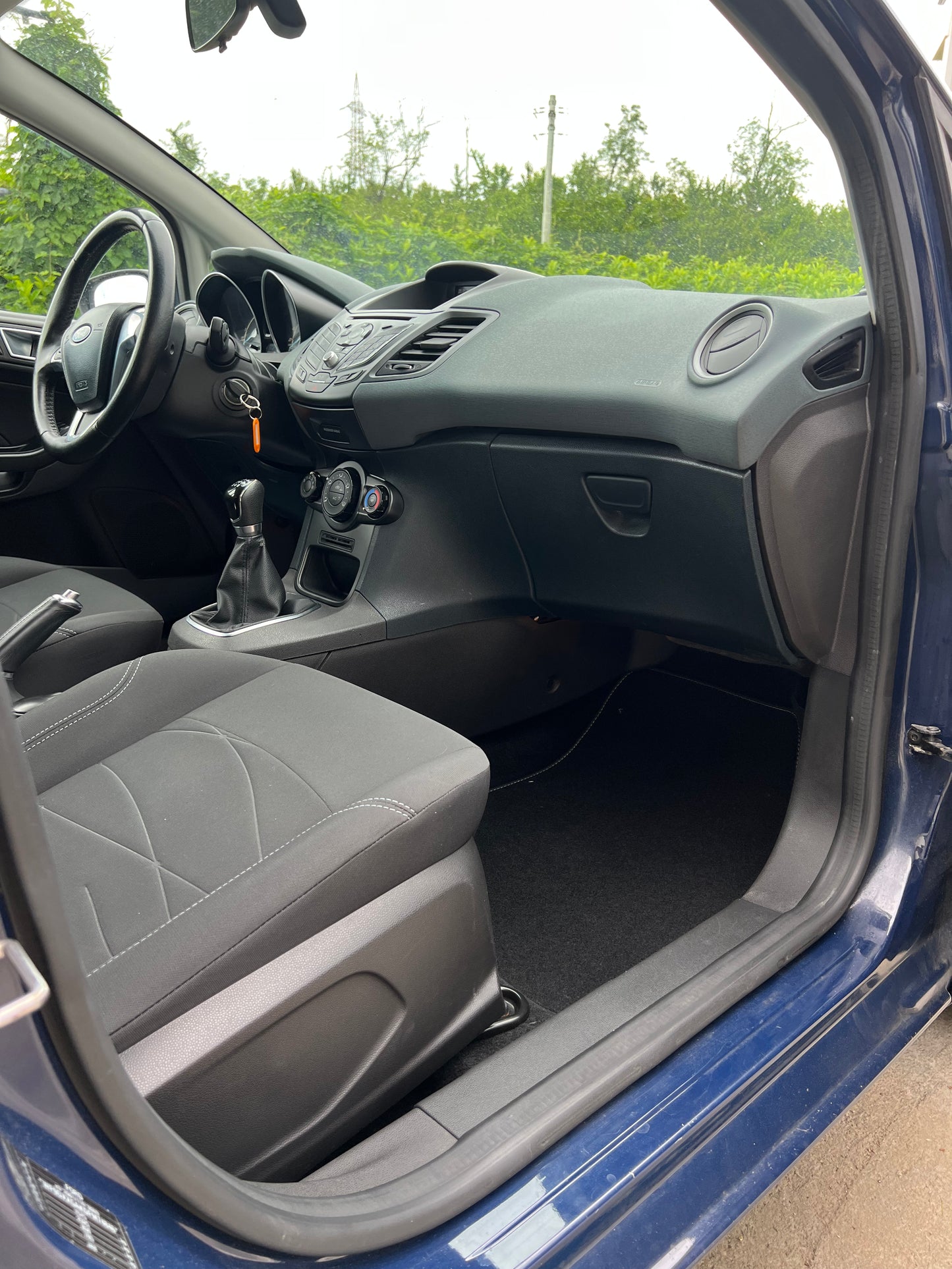 Ford Fiesta Black e White Edition