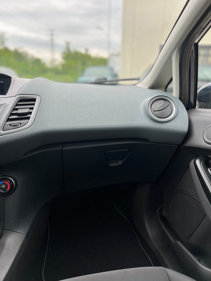 FORD FIESTA BLACK AND WHITE EDITION