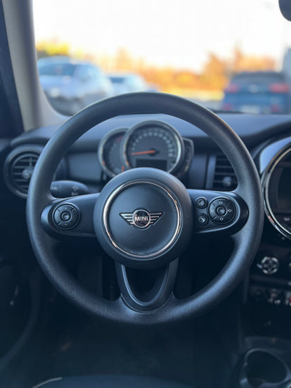 MINI ONE COOPER BAKER STREET