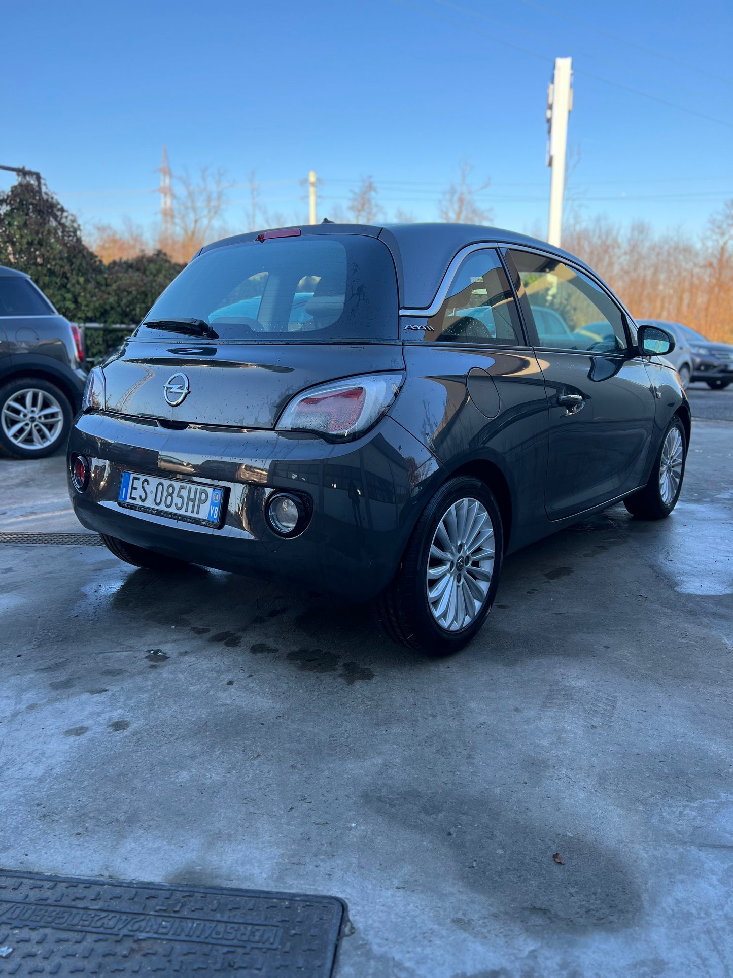 Opel Adam White-black Link