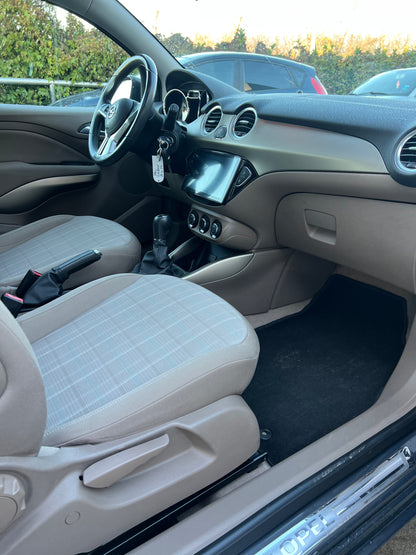 OPEL ADAM BLACK-WHITE LINK