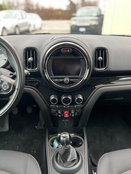 MINI COUNTRYMAN HYPE